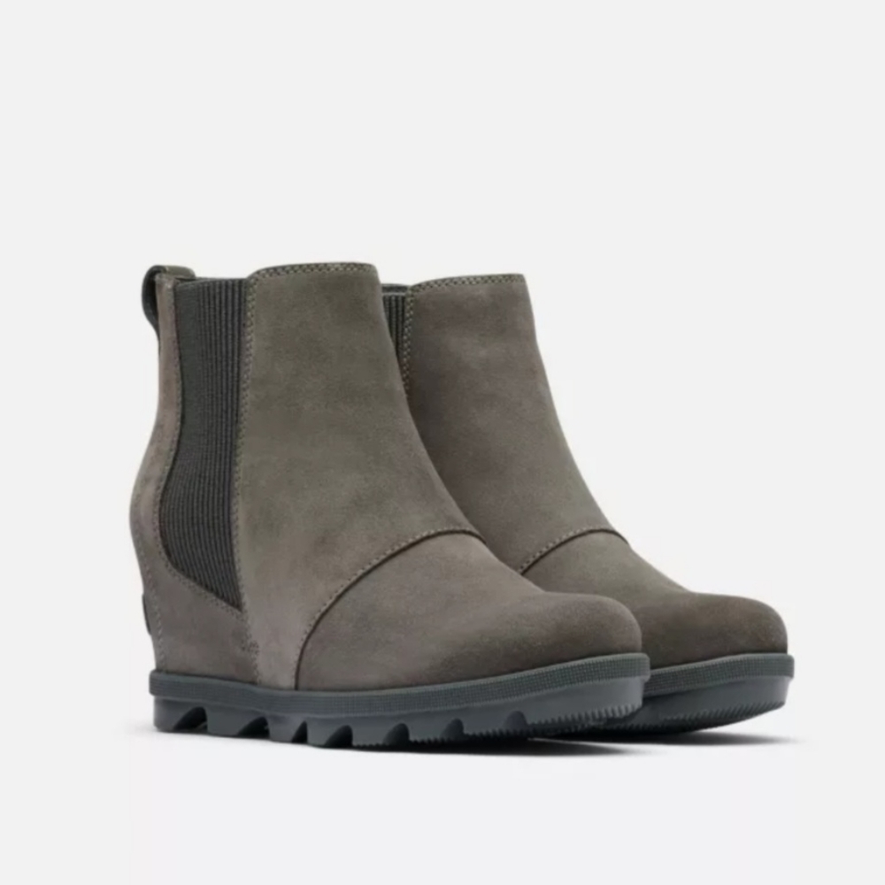 Size 7.5 sorel Chelsea wedge